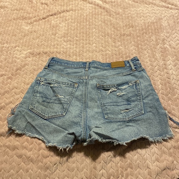 Highest Rise, 90s Boyfriend denim shorts - Picture 2 of 6